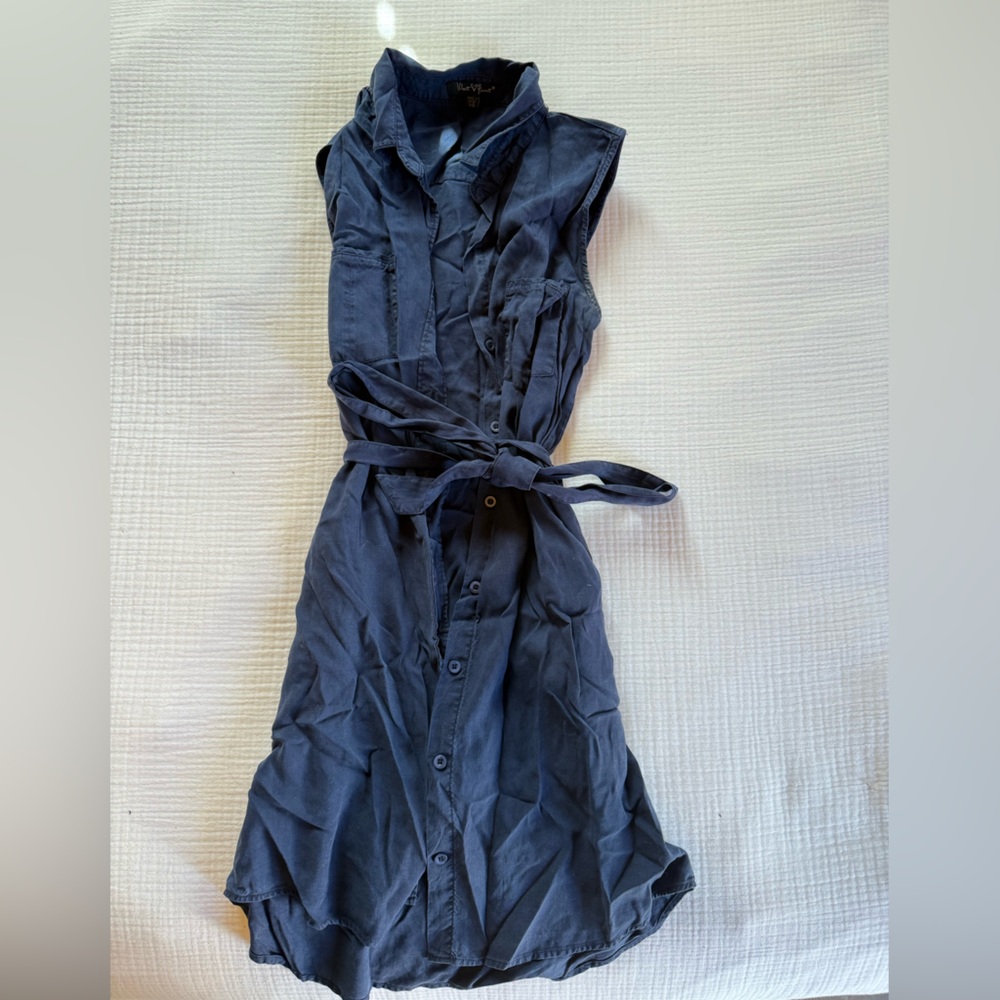 Velvet Heart Navy Blue Sleeveless Shirt Dress with Waist Tie